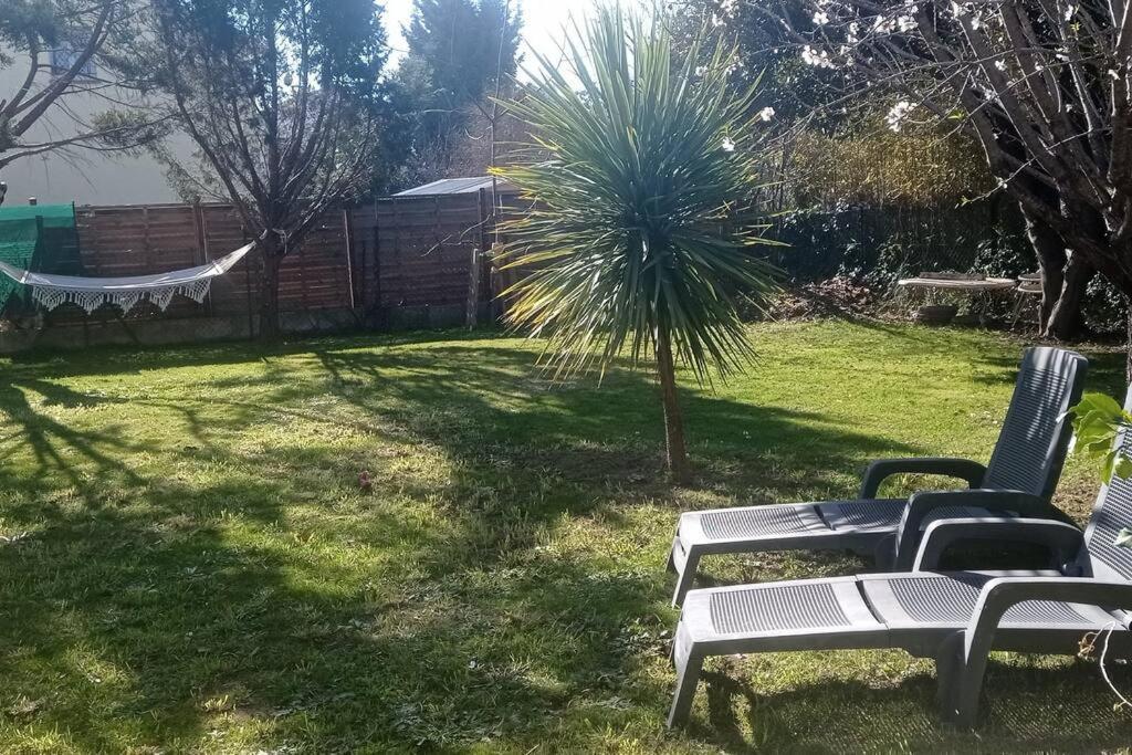 Maison Au Calme Avec Jardin Et Piscine Saint Raphael Bagian luar foto